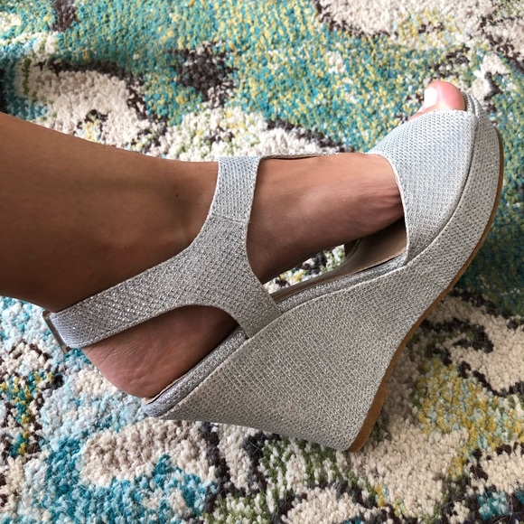 rampage silver wedges